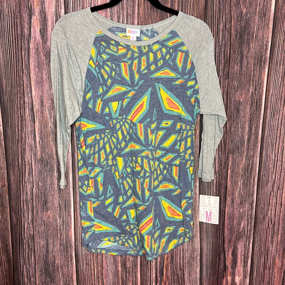 LuLaRoe Randy Raglan 3/4 Sleeve Shirt